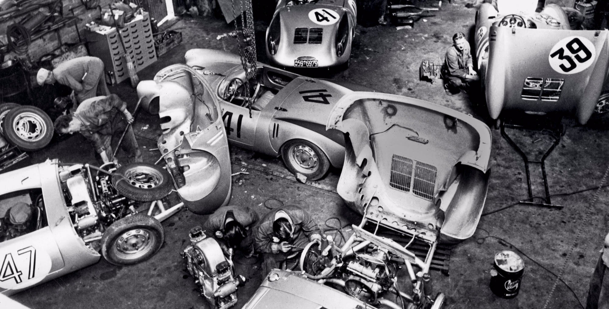 Porsche le mans 24 hours