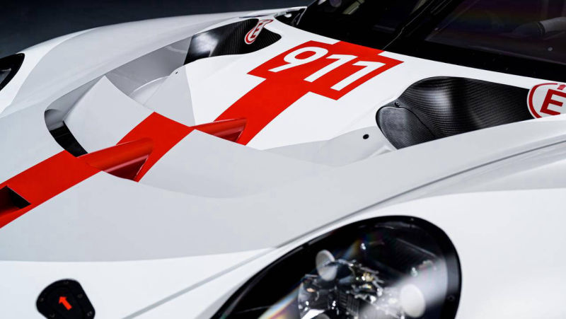  Porsche 911 RSR model year 2019
