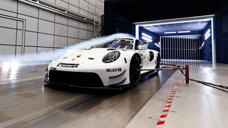  Porsche 911 RSR model year 2019