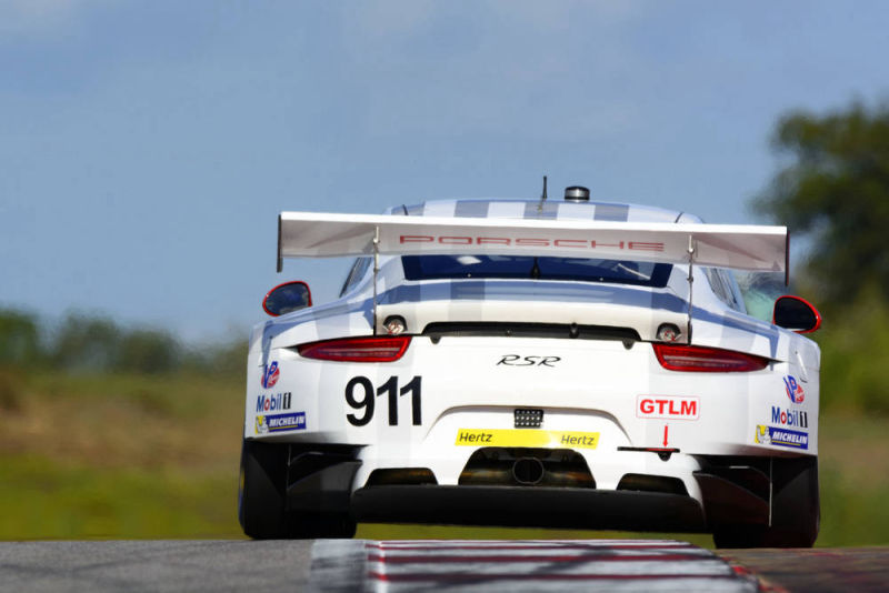 Porsche 911 RSR