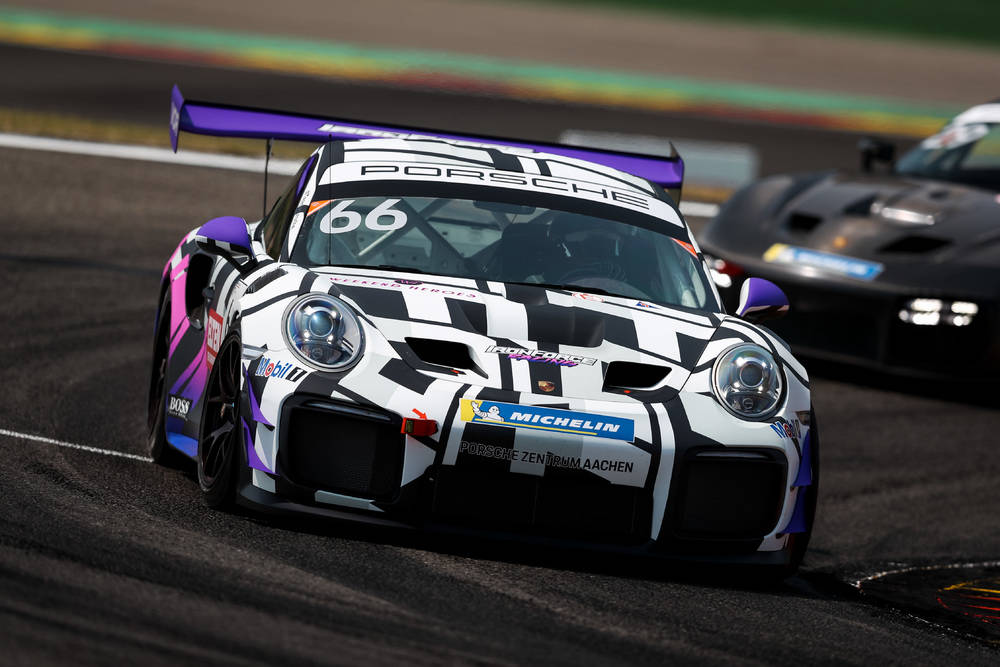 Porsche 911 GT2 RS Clubsport