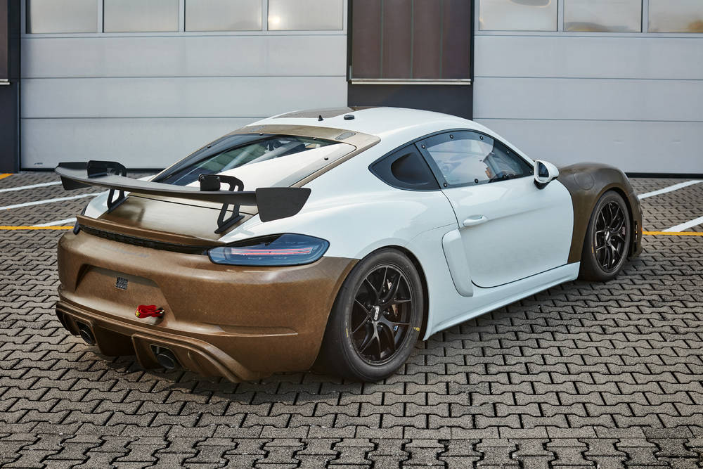 Porsche 718 rennsport driver