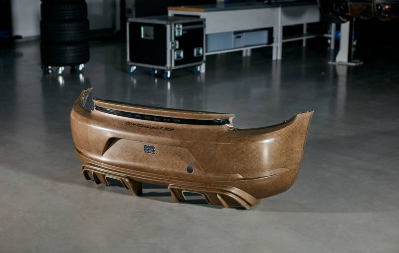 Porsche 718 rennsport driver