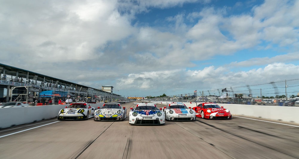 Porsche 911 RSR IMSA